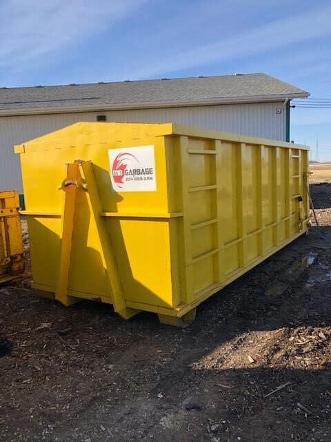 Types of Garbage Bins in Canada: Find the Right Bin for Your Project